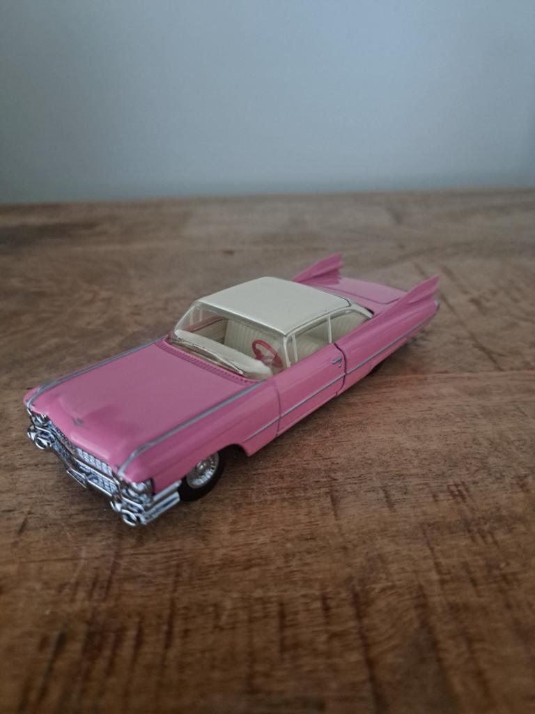 Dinky matchbox model cadillac, Gebruikt, Auto, Ophalen of Verzenden, N.b