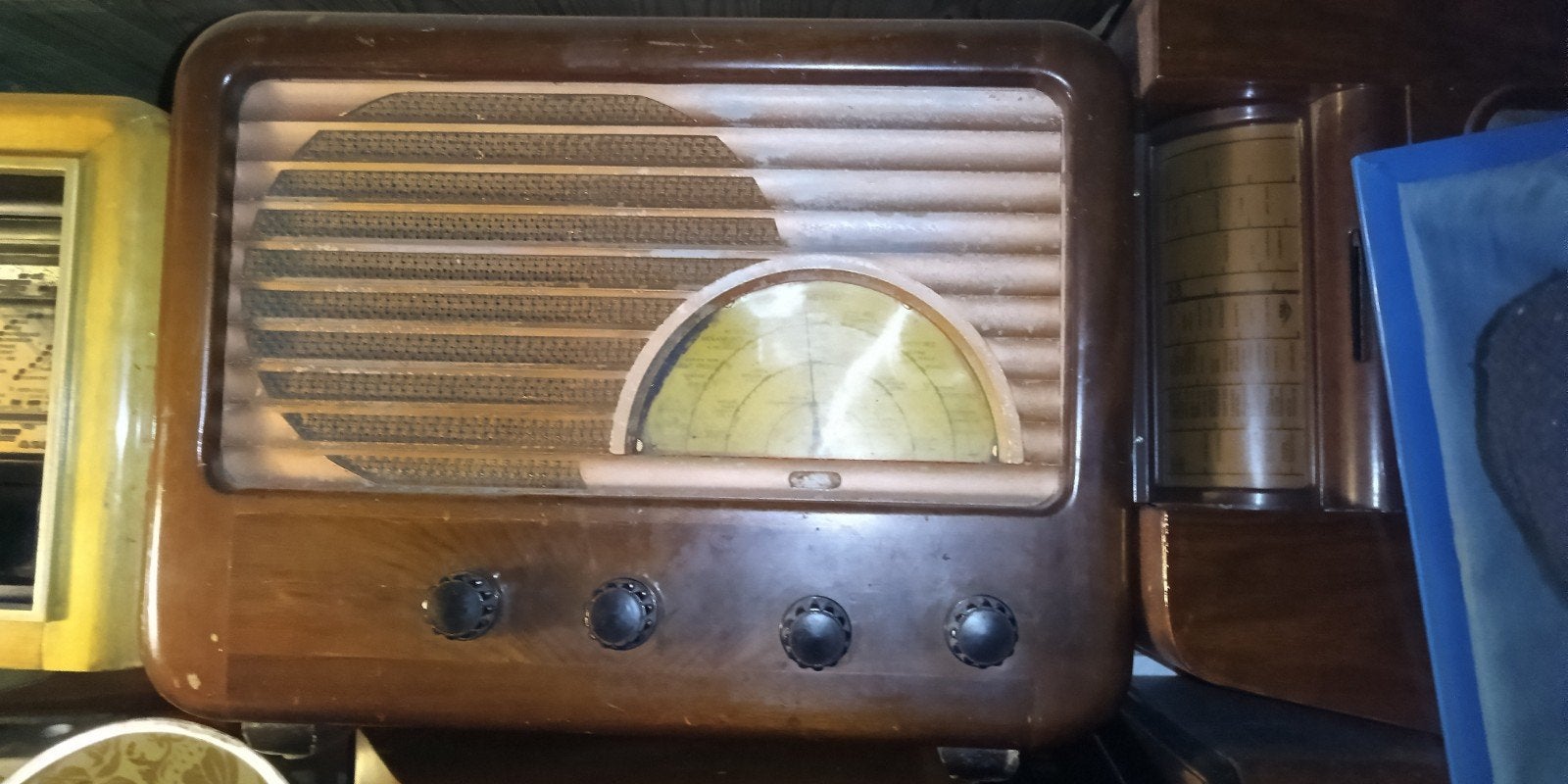 Antieke Radio - Houten Kast met Aluminium Front, Ophalen of Verzenden