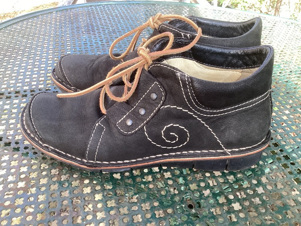Fraaie lage Wolky schoenen, mooie details, mt 40, Wolky, Schoenen met lage hakken, Zwart, Ophalen of Verzenden