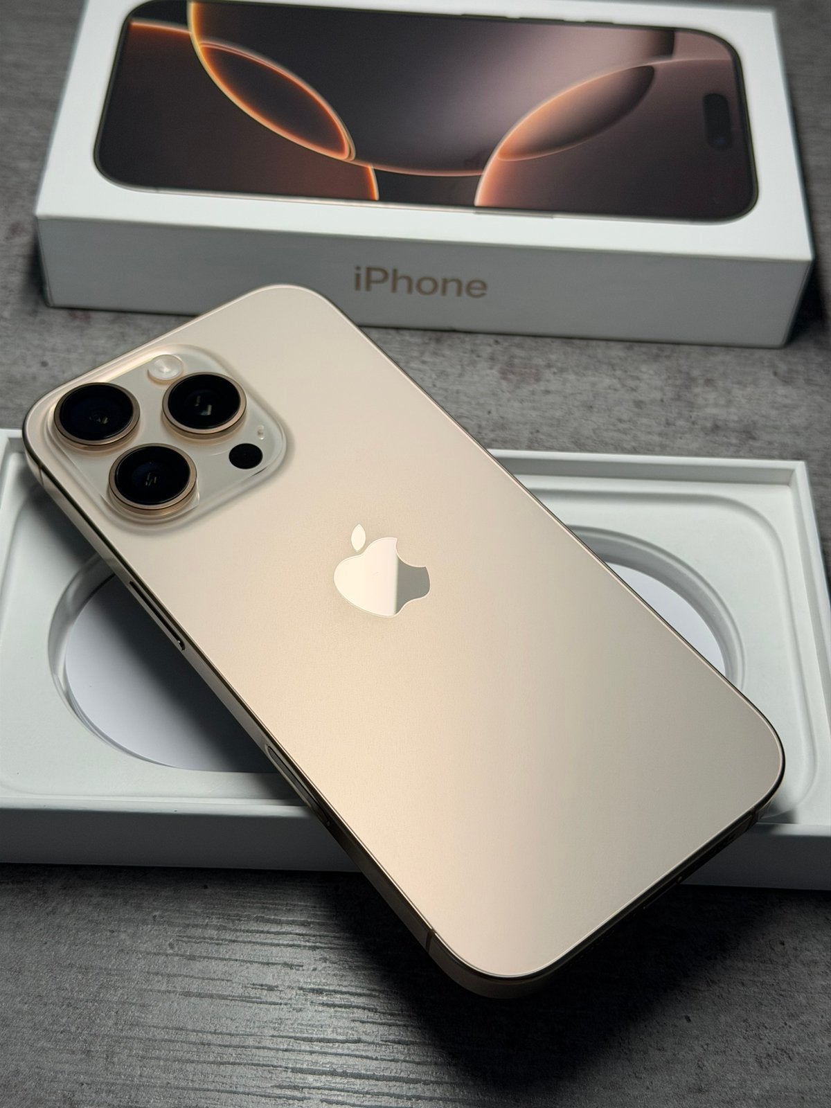  Apple iphone 16 Pro DesertTitanuim 128GB Nieuwst. Bat 100%, Telecommunicatie, Mobiele telefoons | Apple iPhone, IPhone 16 Pro