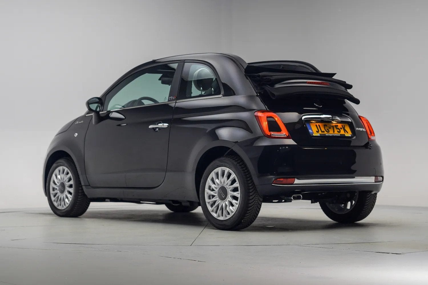 Fiat 500C 1.0 Hybrid Dolcevita [ PDC Start/Stop systeem DAB+, Auto's, Gebruikt, Cabriolet, 4 stoelen, Sportstoelen