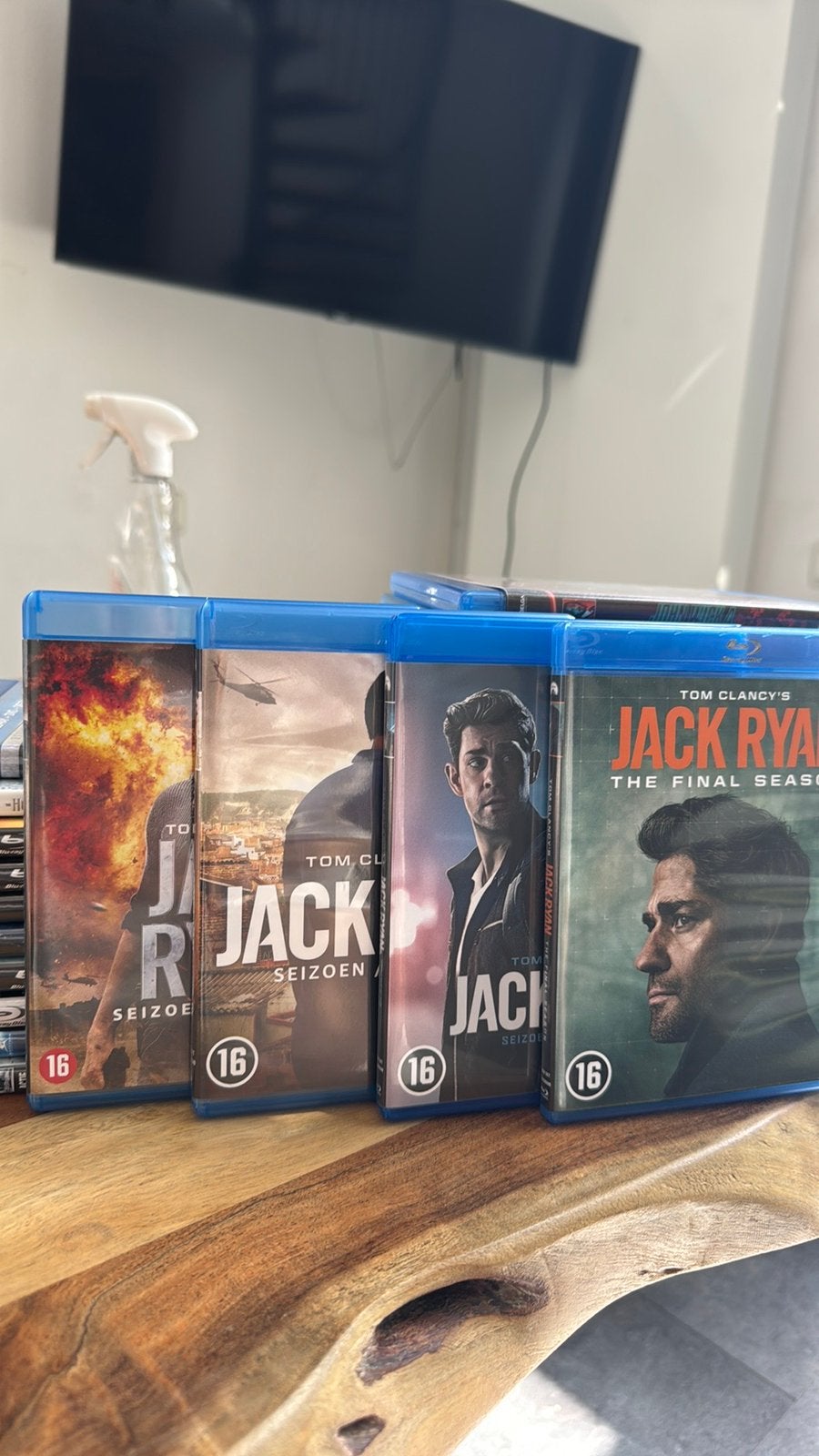 Jack Ryan blu ray set compleet S1-S4 Nederlands, Ophalen of Verzenden, Zo goed als nieuw, Met 1 controller, Original