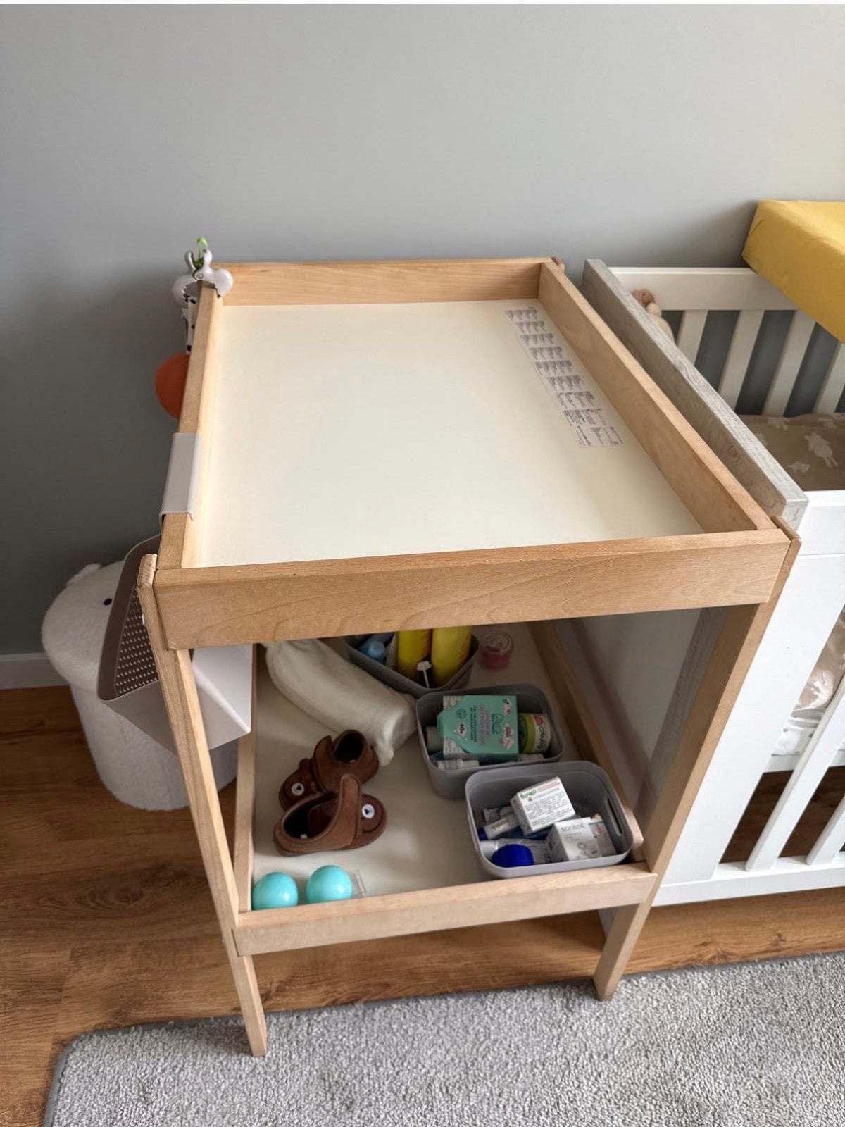 Houten aankleedtafel met opbergruimte, Overige merken, Gebruikt, Aankleedkussen, Ophalen of Verzenden