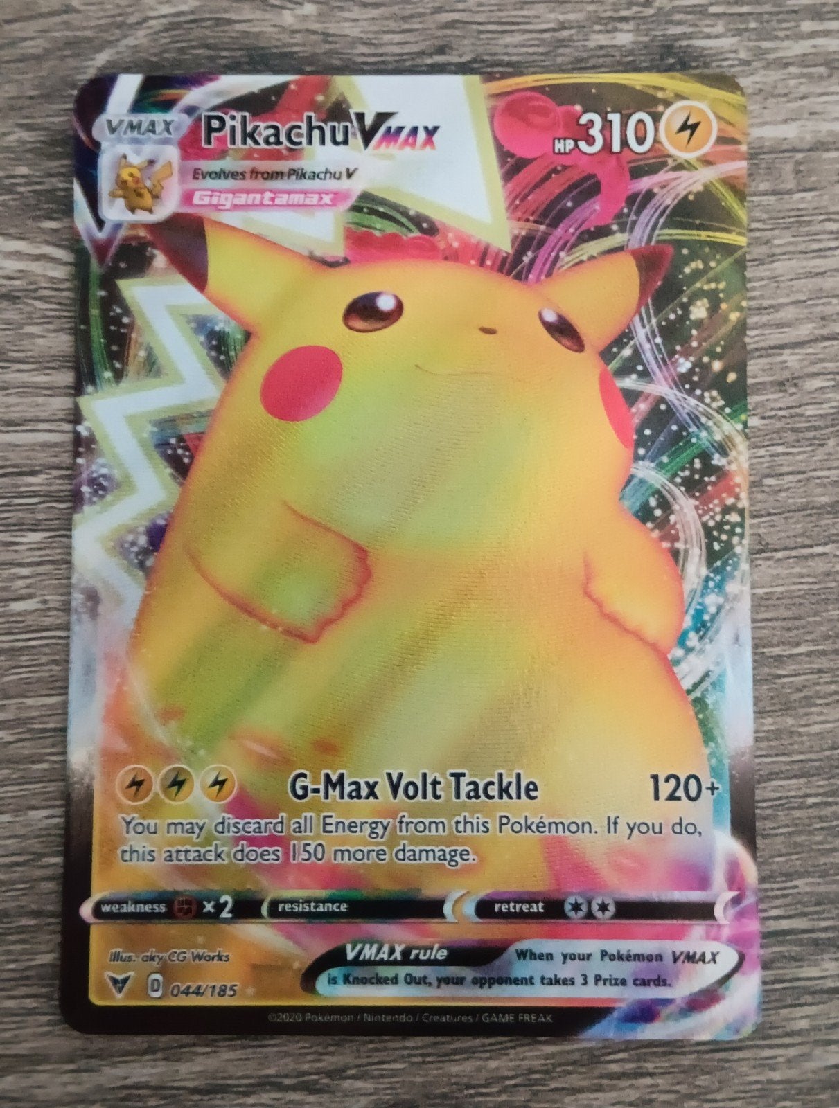Pikachu Vmax Vivid Voltage, Ophalen of Verzenden, Zo goed als nieuw, Losse kaart, Foil