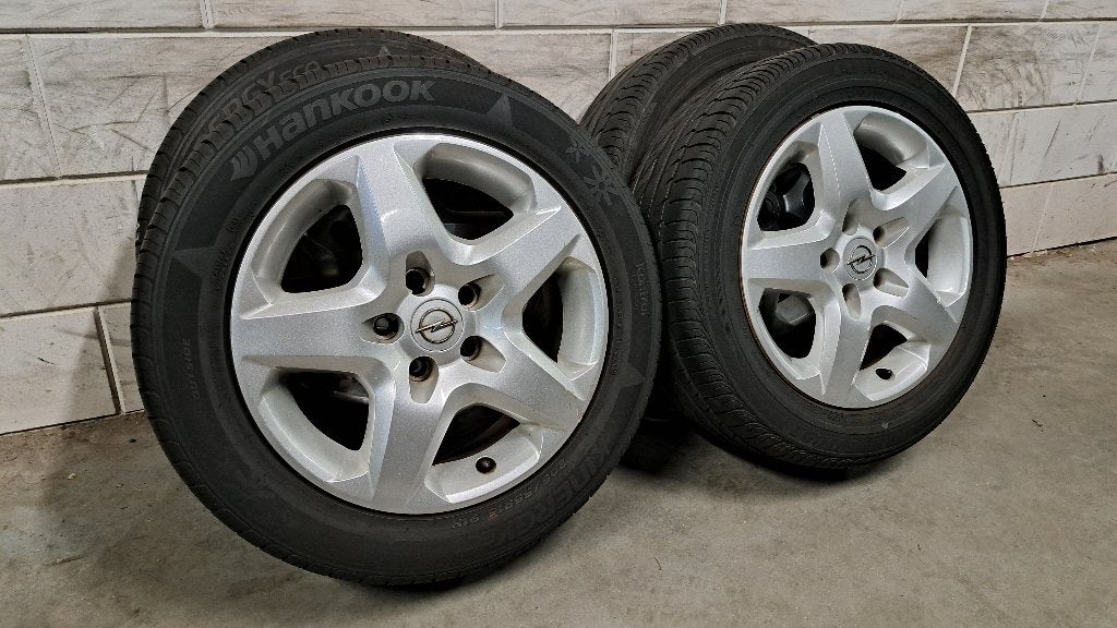 Banden Astra H Vectra Meriva 205/55/16 goed profiel!, Gebruikt, 16 inch, Banden en Velgen, Personenwagen