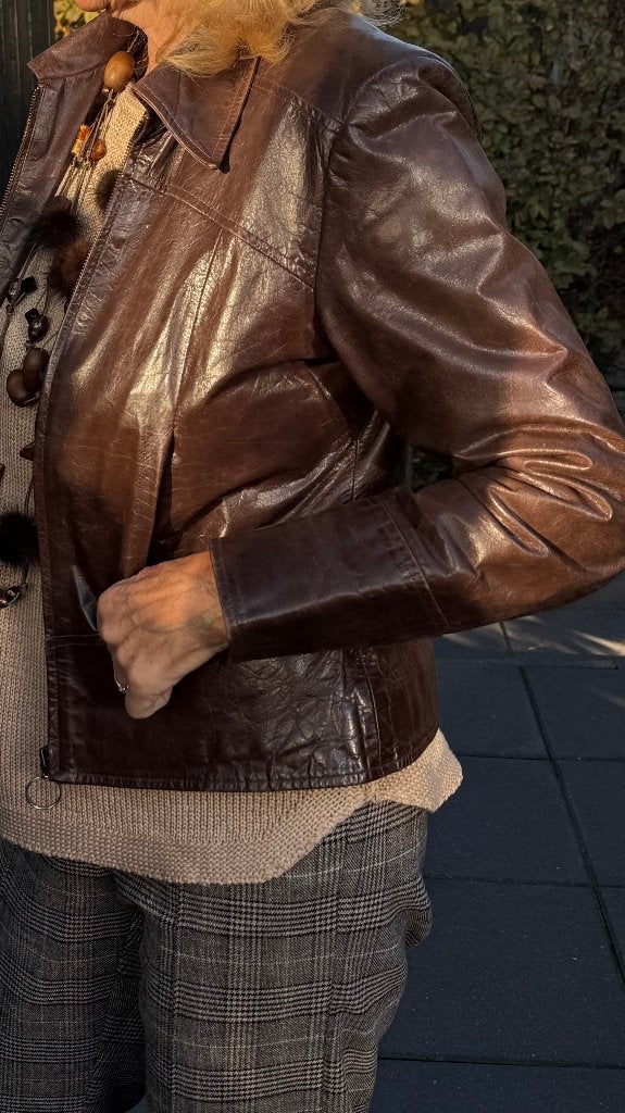 Charmant leder jasje van DNA Amsterdam mt 3, 36/38., Bruin, Ophalen of Verzenden, Jasje, Maat 36 (S)