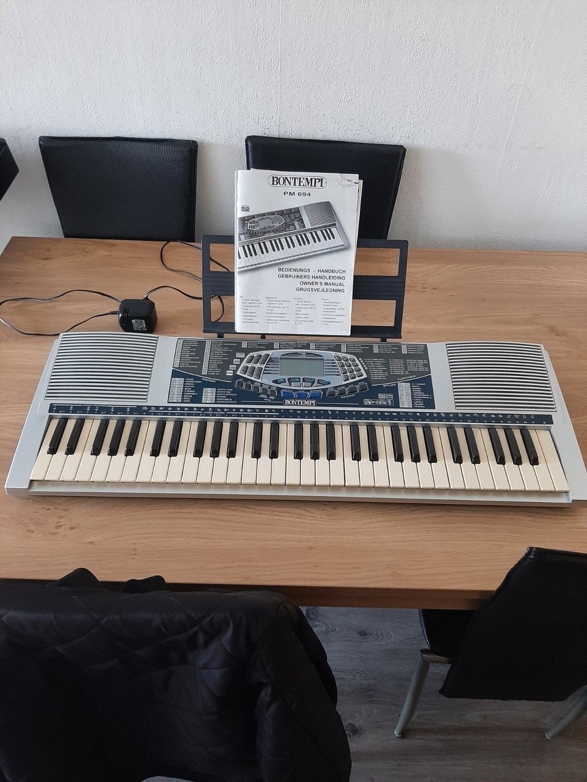 keyboard in goede staat, Ophalen of Verzenden, Zo goed als nieuw, 61 toetsen, Overige merken