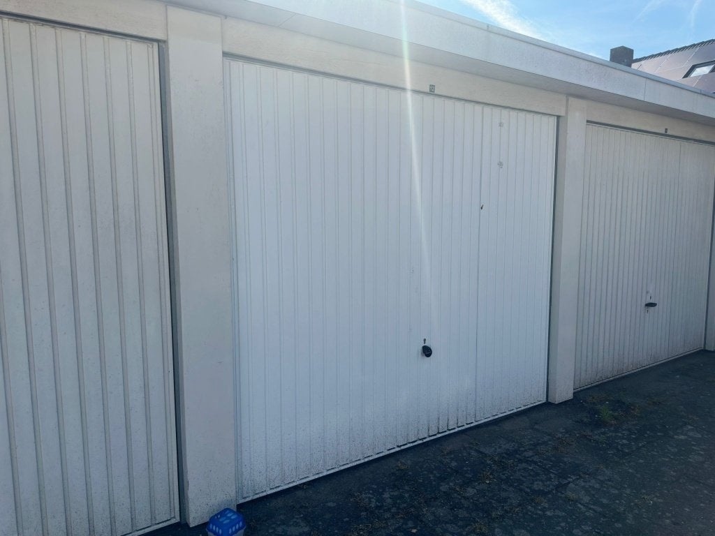 Garagebox te koop (verhuurd) Ptolemaeusstraat te Apeldoorn, Ophalen, Nieuw