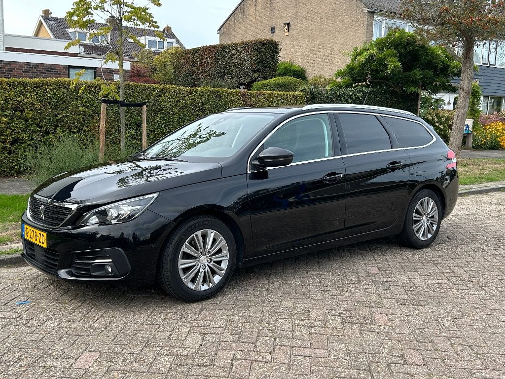 Peugeot 308 1.2 Puretech SW | NIEUWE MOTOR met garantie, Voorwielaandrijving, Zwart, 1199 cc, 620 kg