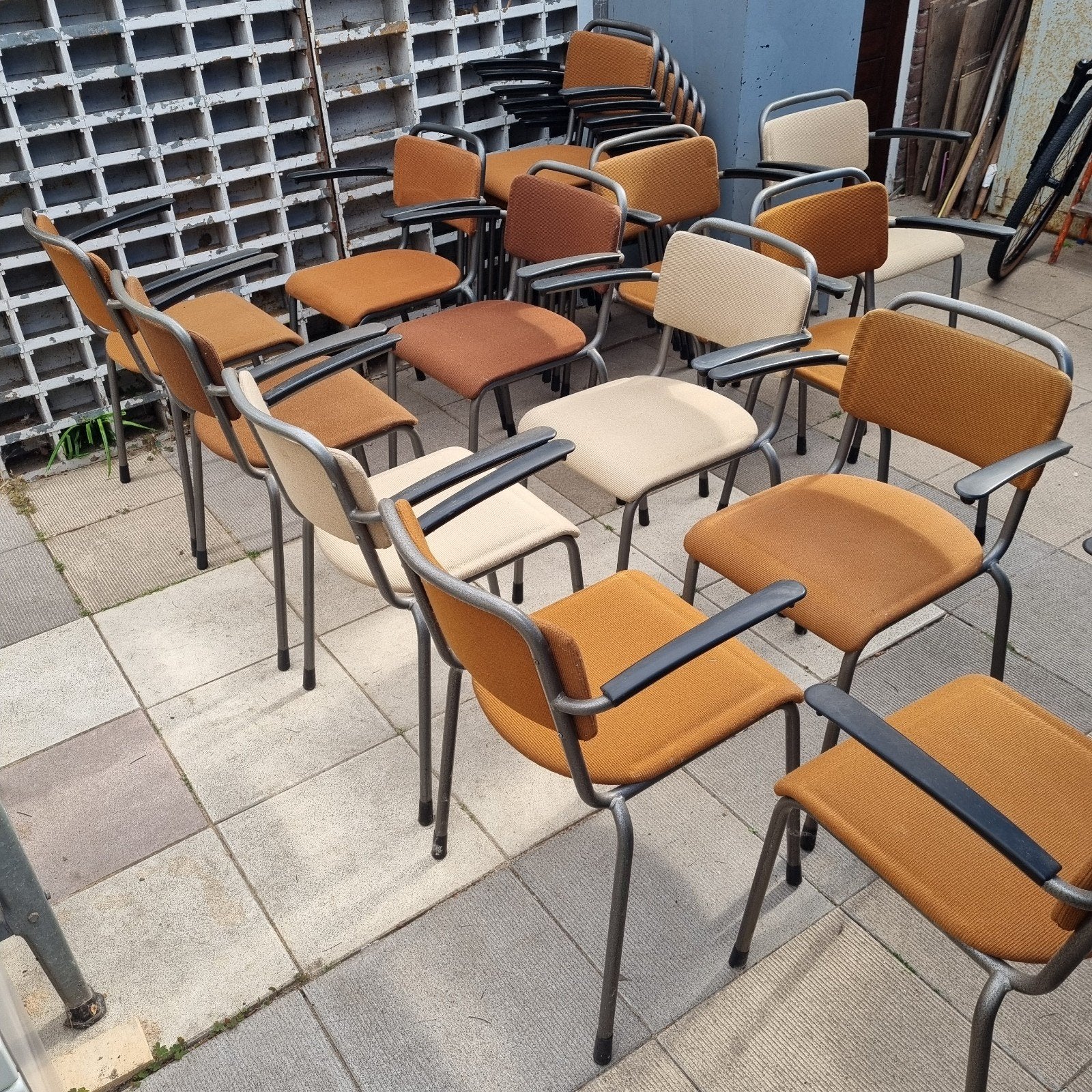 Partij stapelstoelen eettafelstoelen restaurantstoelen, Ophalen, Gebruikt, Vijf, Zes of meer stoelen