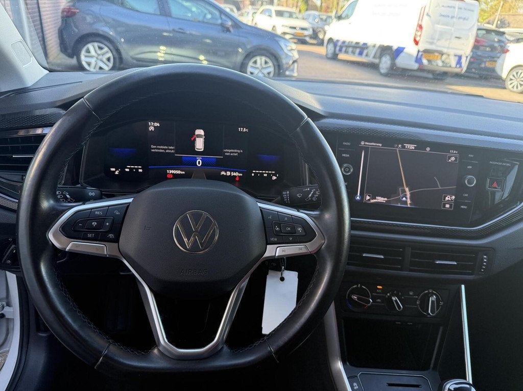 Volkswagen Taigo 1.0 TSI Life NAVI/CARPLAY *ALL-IN PRIJS*, Auto's, Volkswagen, Voorwielaandrijving, 12 maanden, Stof, Gebruikt