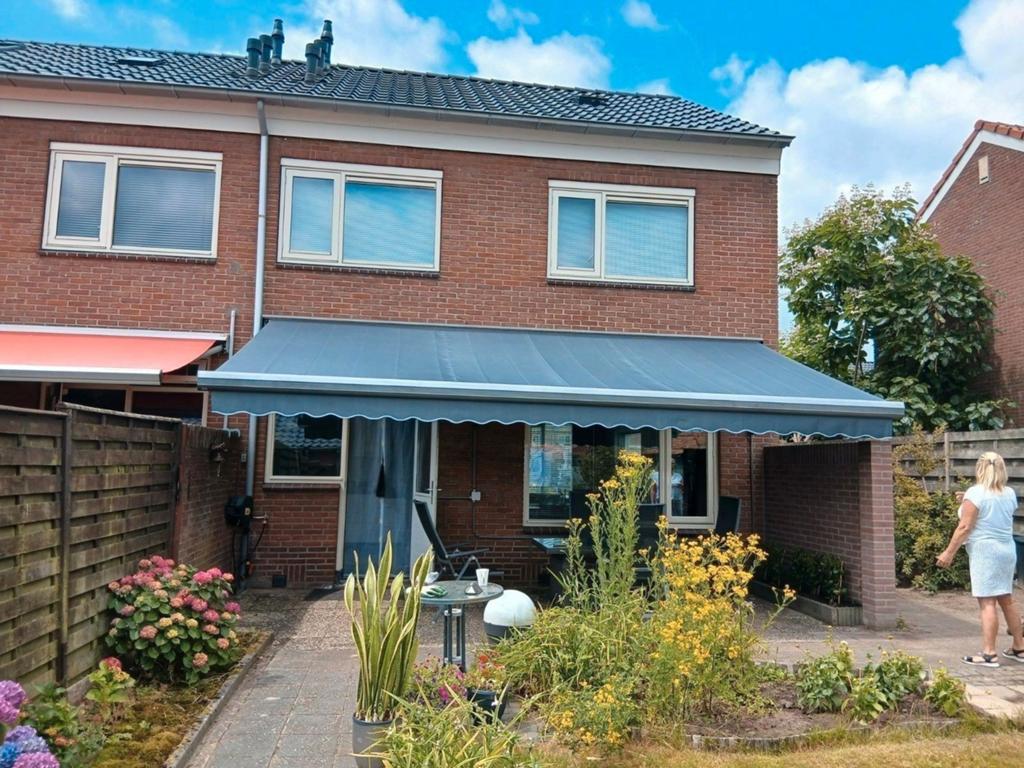 Antraciet mado nieuw doek 5.5 bij 3 uitval geplaatst bij u, 450 cm of meer, Elektrisch, Ophalen of Verzenden, Zo goed als nieuw