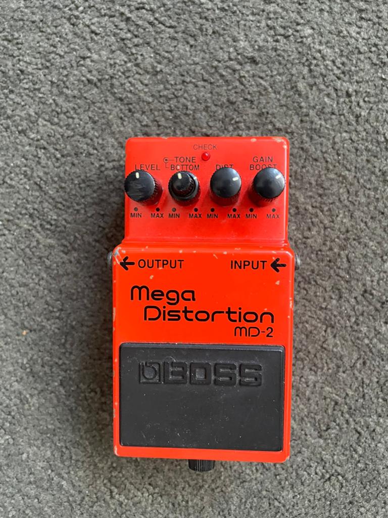 Boss Mega Distortion (MD-2), Muziek en Instrumenten, Effecten, Ophalen of Verzenden, Zo goed als nieuw