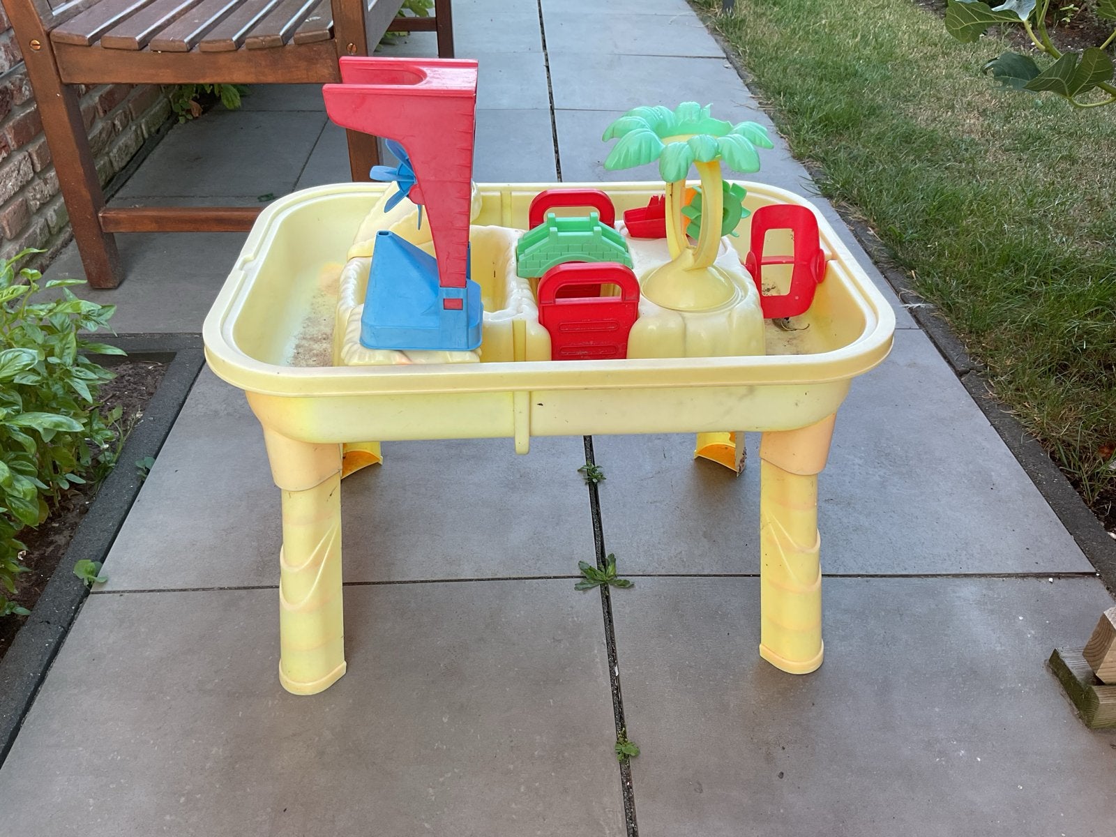 Zand- en watertafel met accessoires, Ophalen, Gebruikt