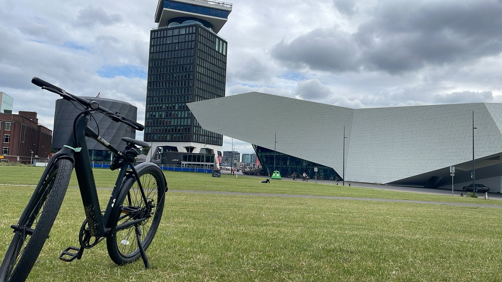 Premium E-Bike – Lichtgewicht, lange actieradius, incl. verz, Fietsen en Brommers, Elektrische fietsen, Ophalen, Zo goed als nieuw