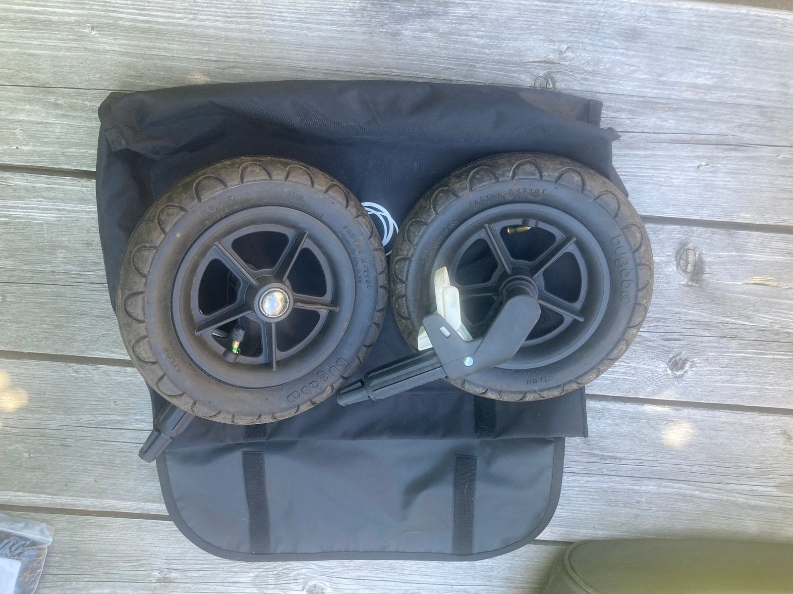 Bugaboo winterwielen en banden reparatieset, Kinderwagen, Gebruikt, Luchtbanden, Bugaboo
