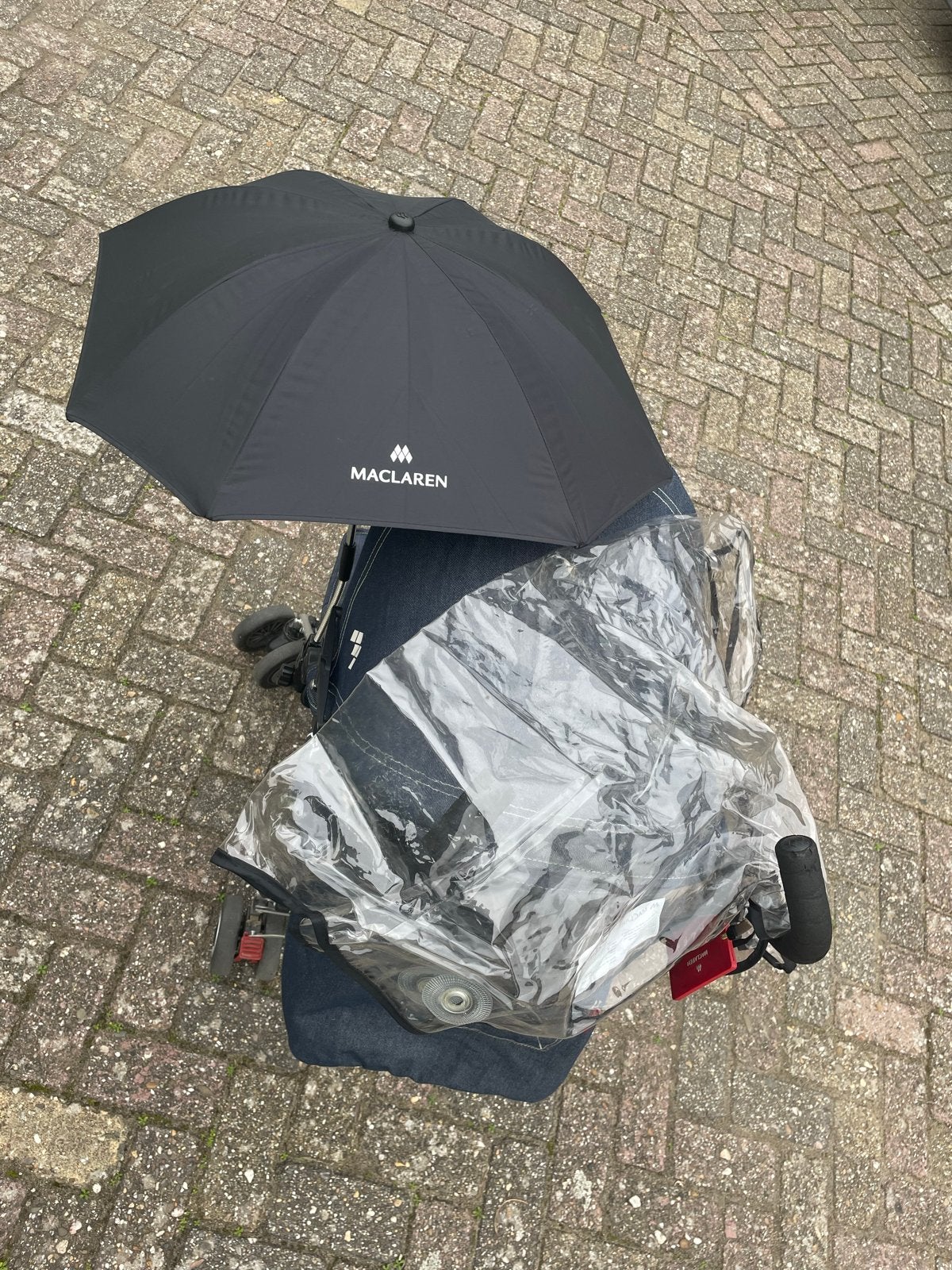 Foto 7 van Maclaren buggy met regenhoes en parasol