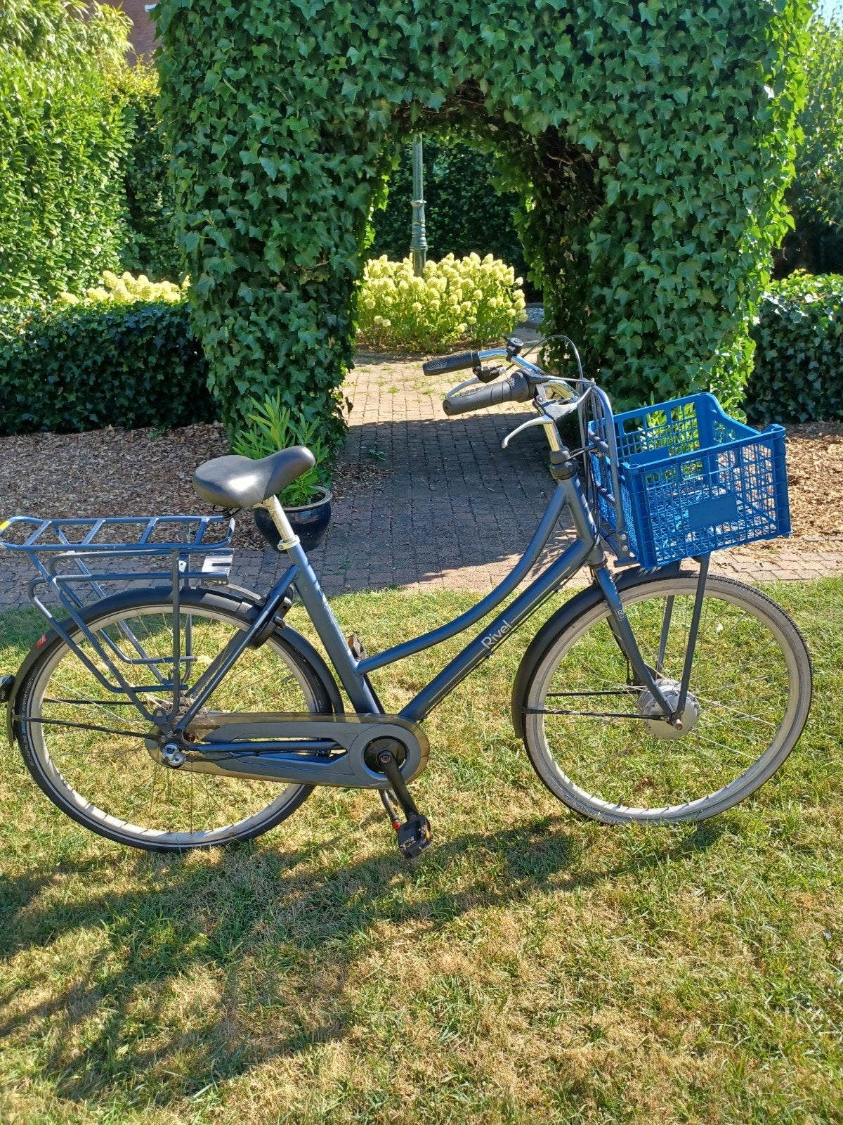 ,,RIVEL,,  VAN. 28INCH..  goede fiets. rijdt goed, 2 zitjes, Versnellingen, Zo goed als nieuw, Ophalen