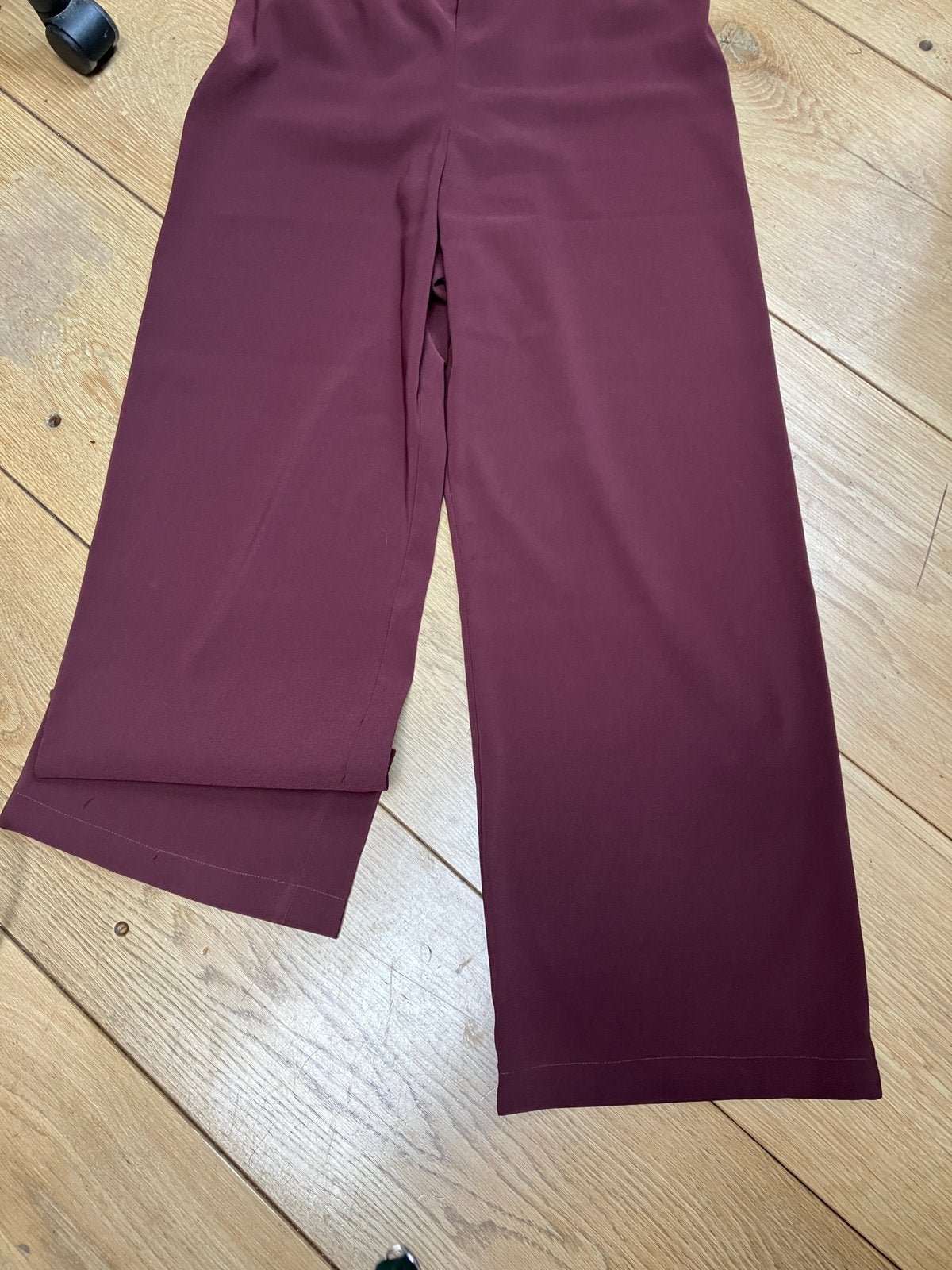 Geweldige wide leg broek mt 42 Vanilia, Kleding | Dames, Broeken en Pantalons, Maat 42/44 (L), Ophalen of Verzenden, Zo goed als nieuw