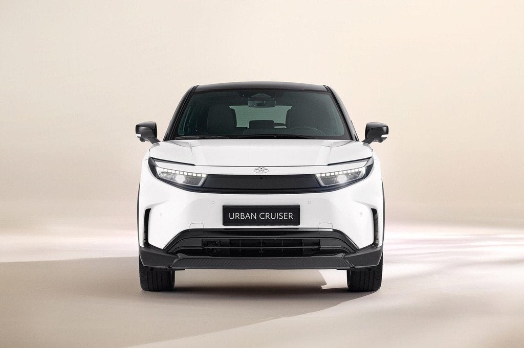 Toyota Urban Cruiser Active 49 kWh ACTIE! SNEL RIJDEN! Nu, Stof, 1675 kg, Nieuw, SUV of Terreinwagen