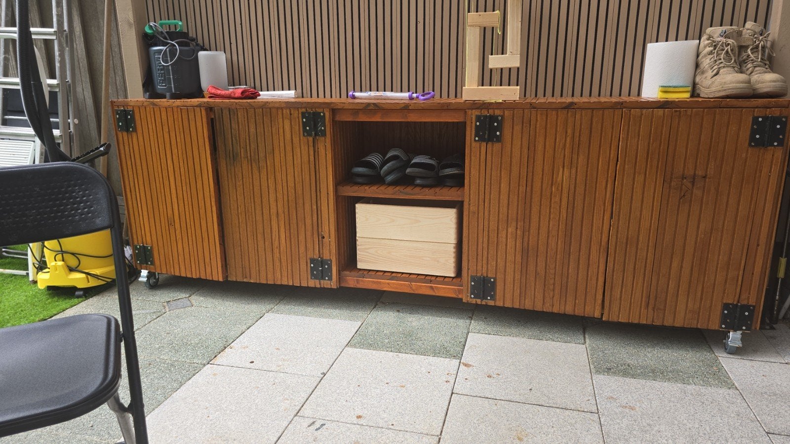 Op maat gemaakte houten tuinkast op wielen, Ophalen of Verzenden, Nieuw, Hout, Overige typen