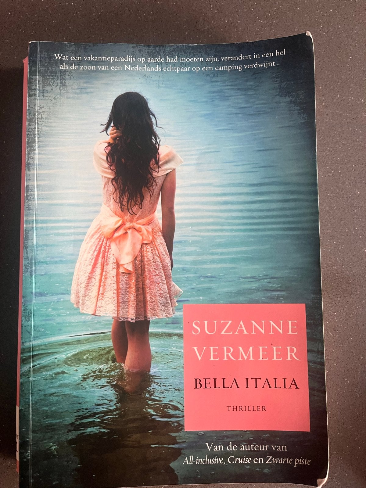Bella Italia - Suzanne Vermeer (Thriller), Ophalen of Verzenden, Gelezen, Nederland