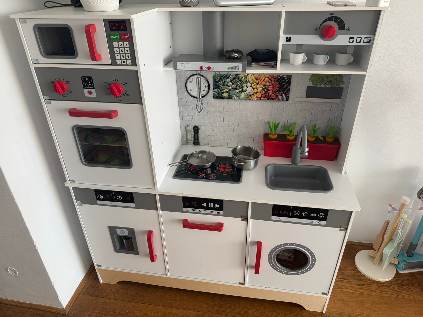 Grote speelkeuken met veel accessoires en geluiden, Ophalen, Zo goed als nieuw, Ontdekken, Met geluid