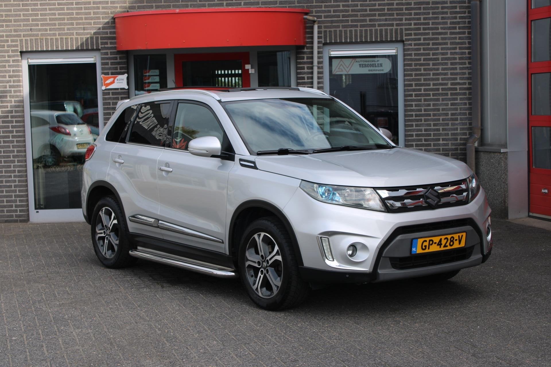 Suzuki Vitara 1.6 High Executive Adaptive/Panodak/NLAuto/1e, Auto's, Voorwielaandrijving, Dealer onderhouden, Euro 6, 4 cilinders
