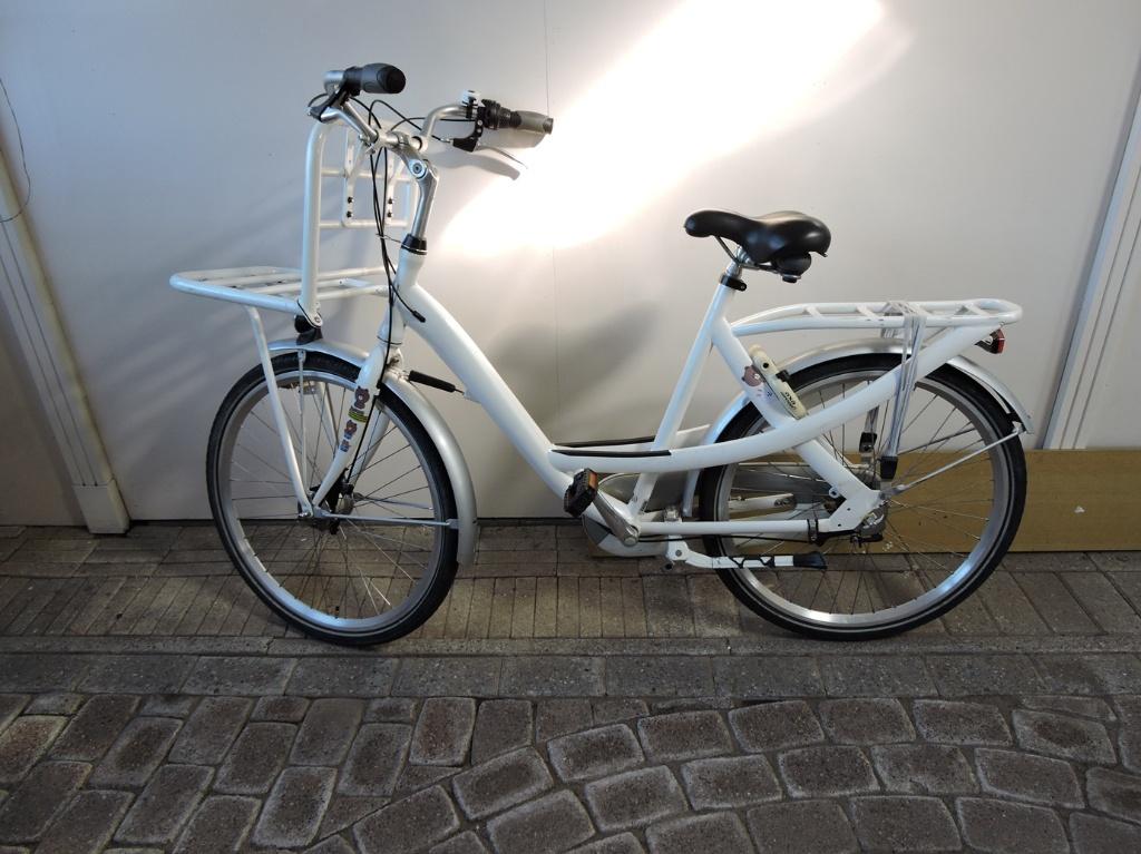 Postbike postfiets wit postbode fiets met voordrager, Fietsen en Brommers, Ophalen, Gebruikt, Overige merken, Versnellingen