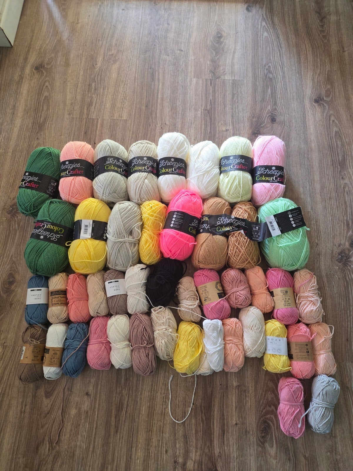 Groot pakket Scheepjes en Yarn and Color garen, Ophalen of Verzenden, Gebruikt, Breien of Haken, Wol of Garen