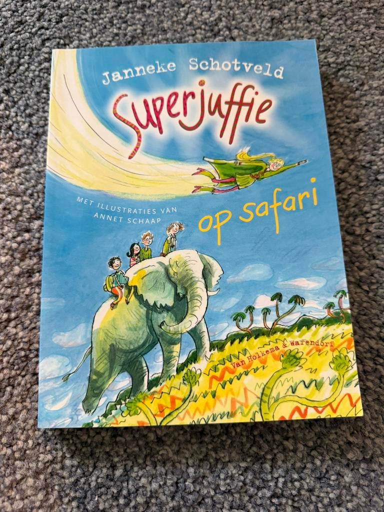 Superjuffie op Safari - Janneke Schotveld, Ophalen of Verzenden, Zo goed als nieuw, Fictie