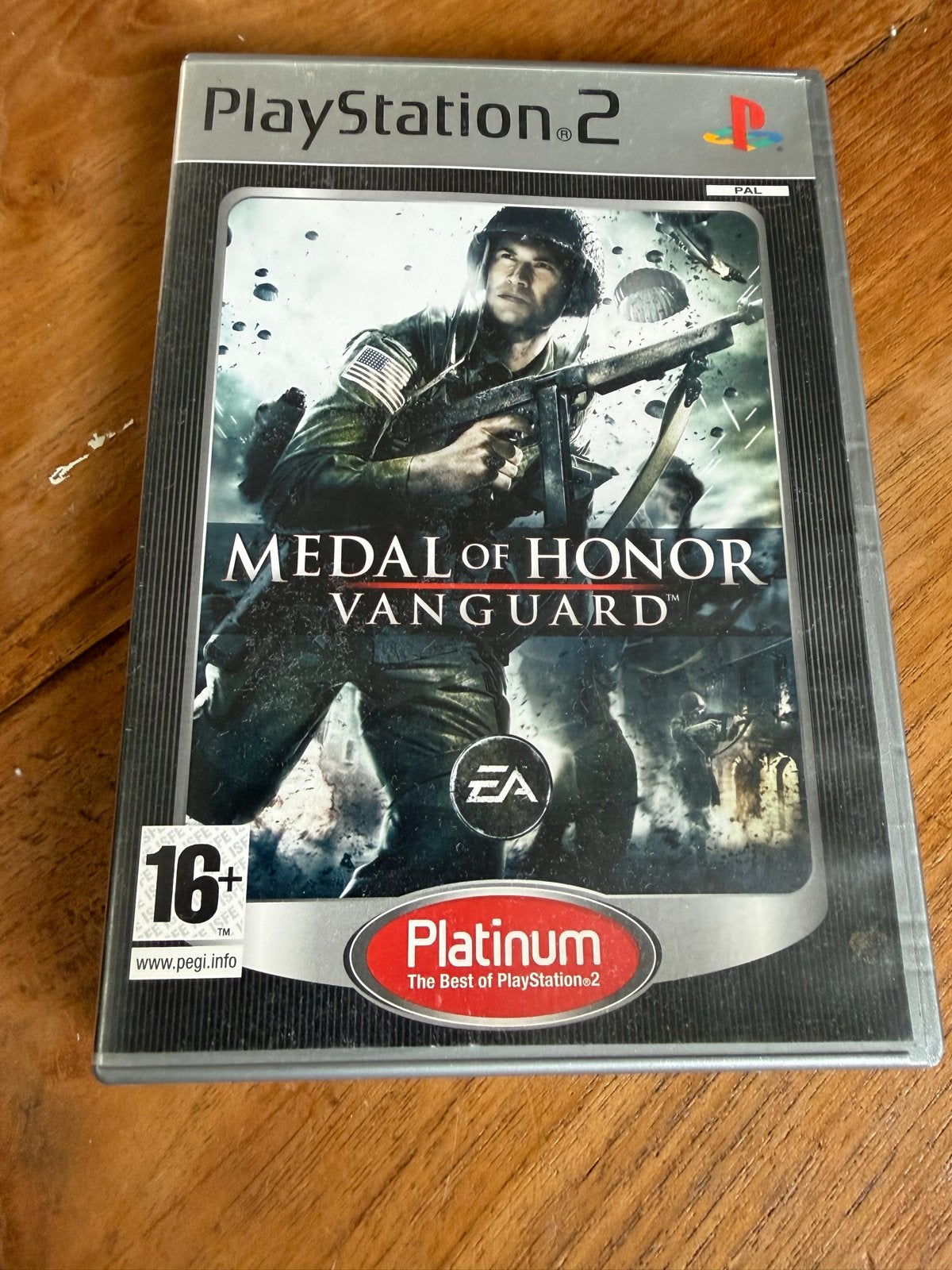 Medal of Honor Vanguard PS2 Platinum Edition, Gebruikt, Shooter, 2 spelers, Ophalen of Verzenden