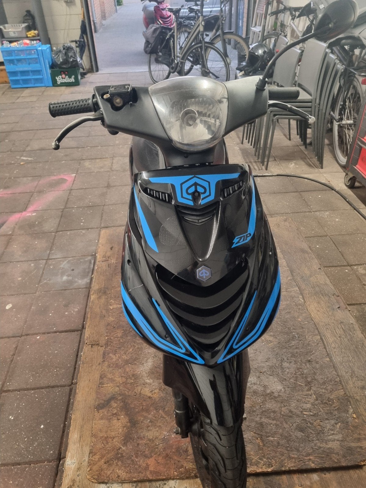 piaggio zip brom 2005, Fietsen en Brommers, Ophalen, Zo goed als nieuw, Benzine, Zip