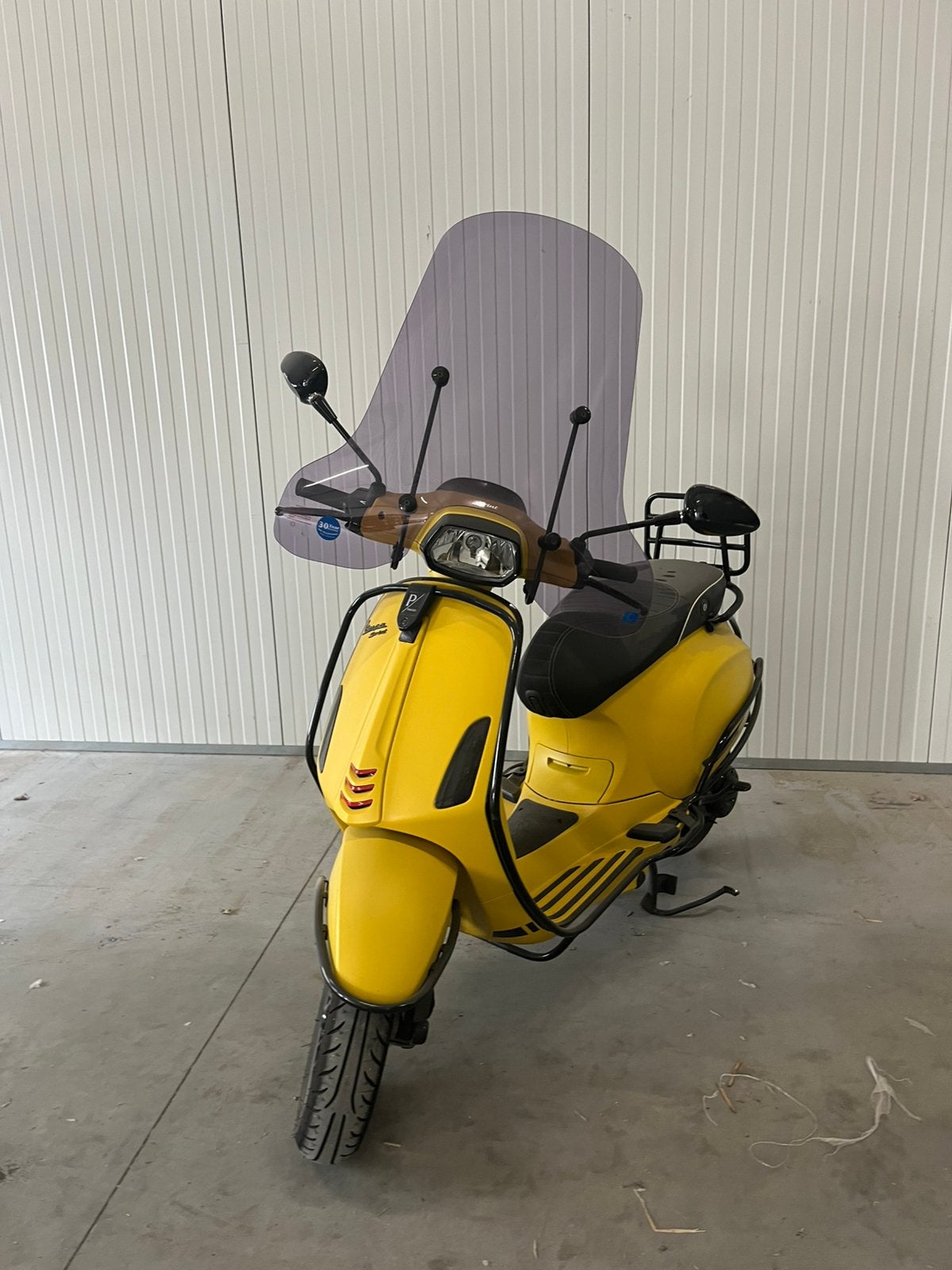 Vespa Sprint 2017 Geel - Zo goed als nieuw & full option, Ophalen, Overige modellen, Zo goed als nieuw, 50 cc