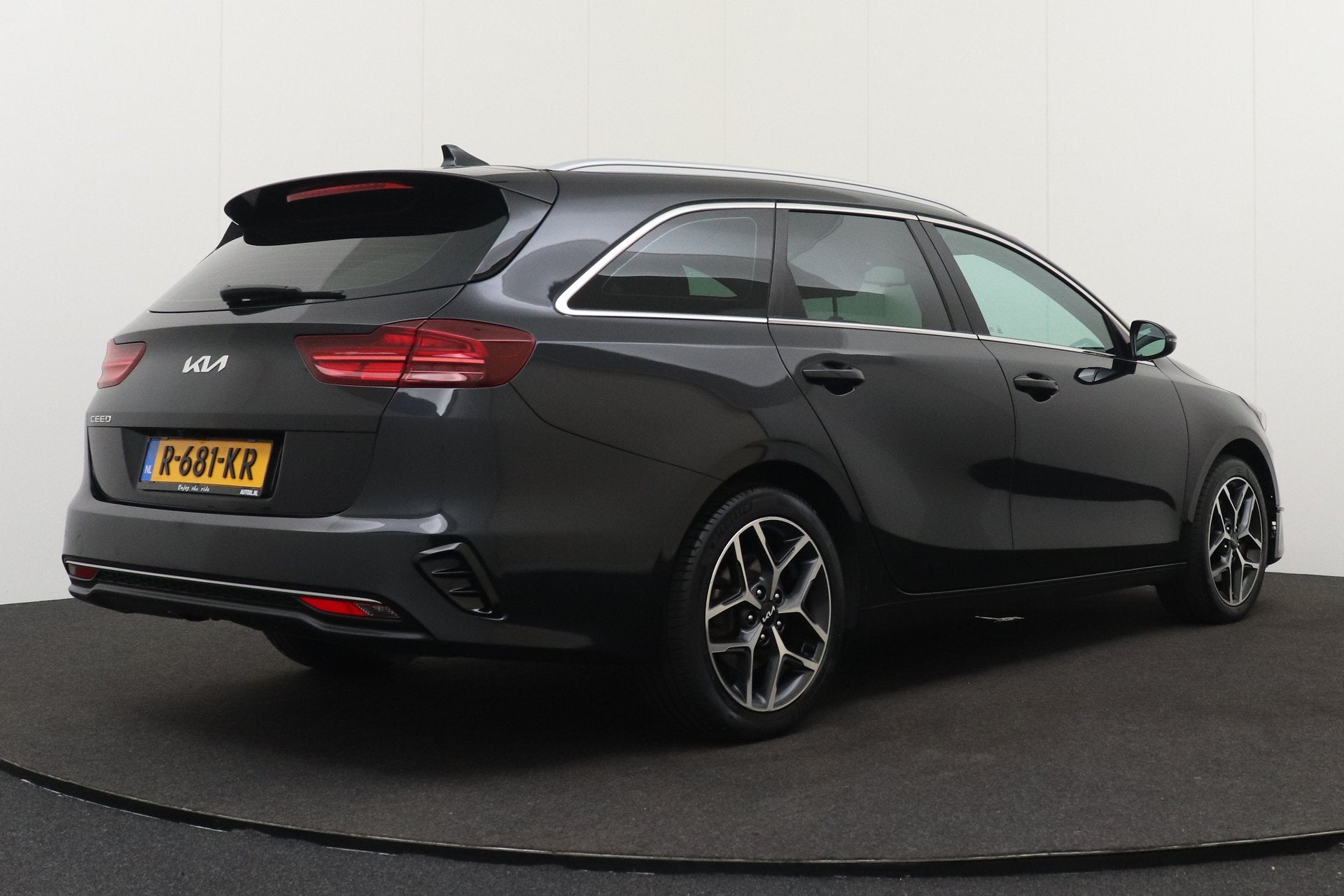 Kia Ceed Sportswagon 1.5 160 PK T-GDi DynamicLine Camera Tre, Voorwielaandrijving, Stof, Gebruikt, 160 pk