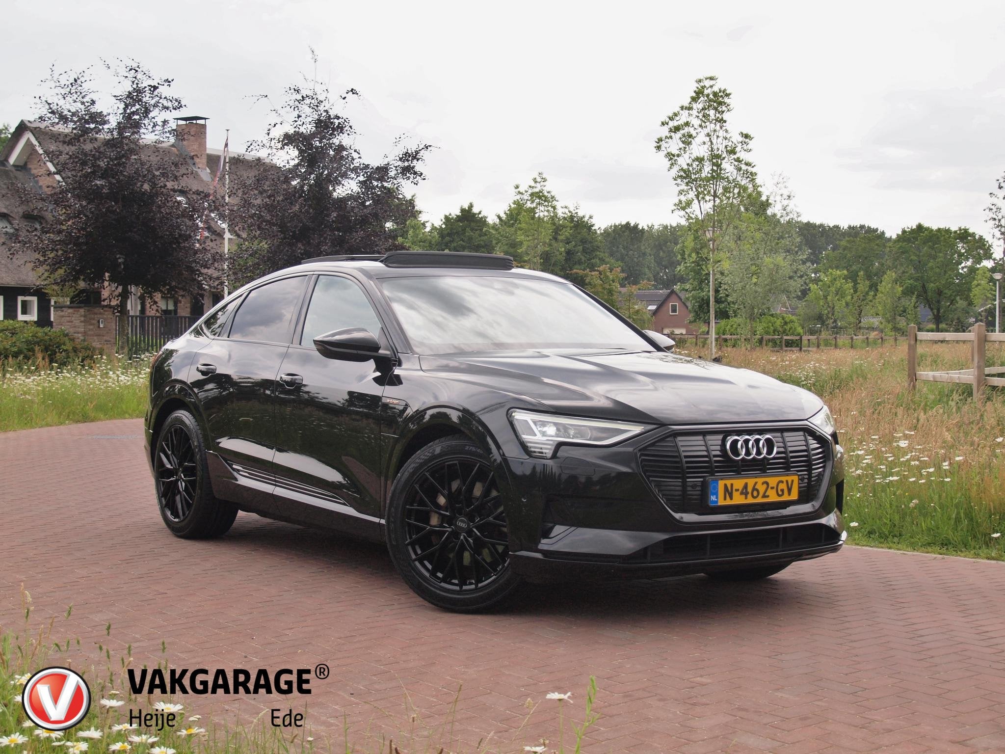 Audi e-tron Sportback 55 quattro Advanced edition Plus 95 kW, Auto's, Automaat, 131 €/maand, Zwart, Zwart