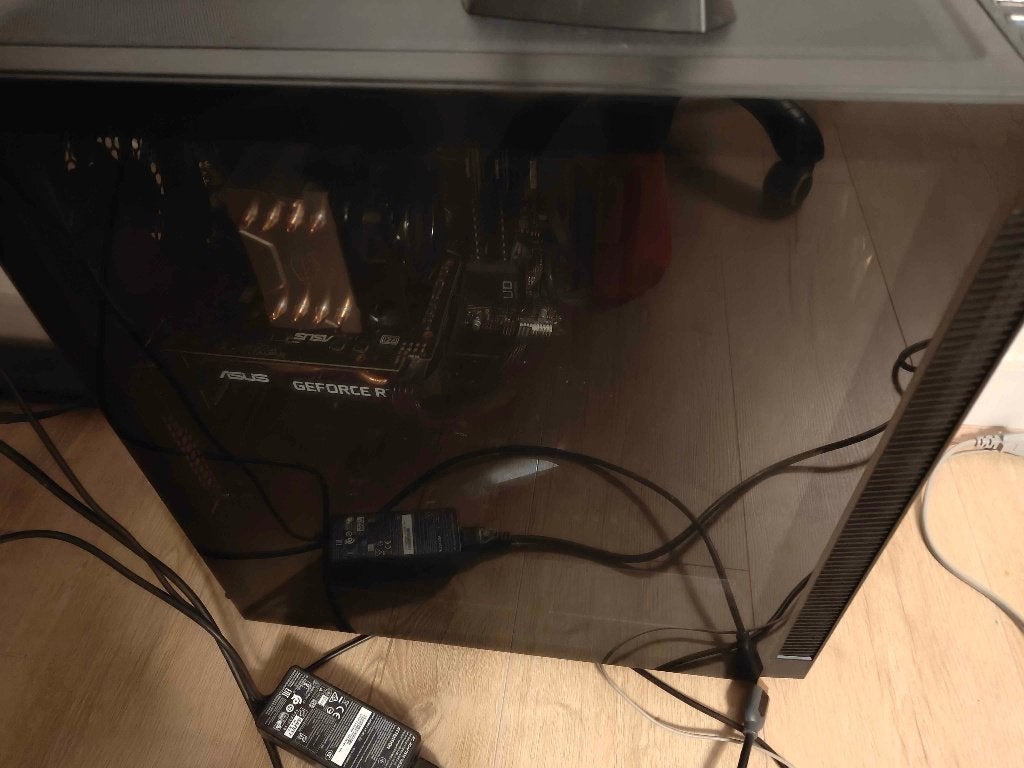 Foto 5 van Goed upgradebare windows computer stof vrij