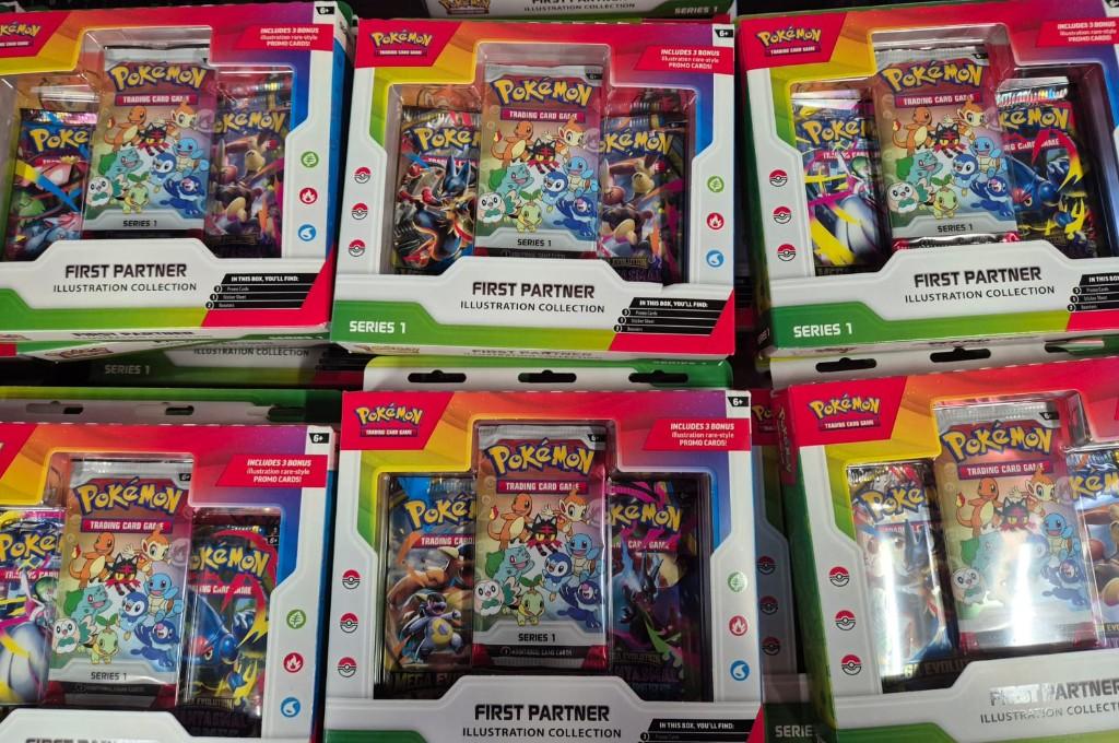 Pokémon First Partner Illustration Collection Series 1, Ophalen of Verzenden, Nieuw