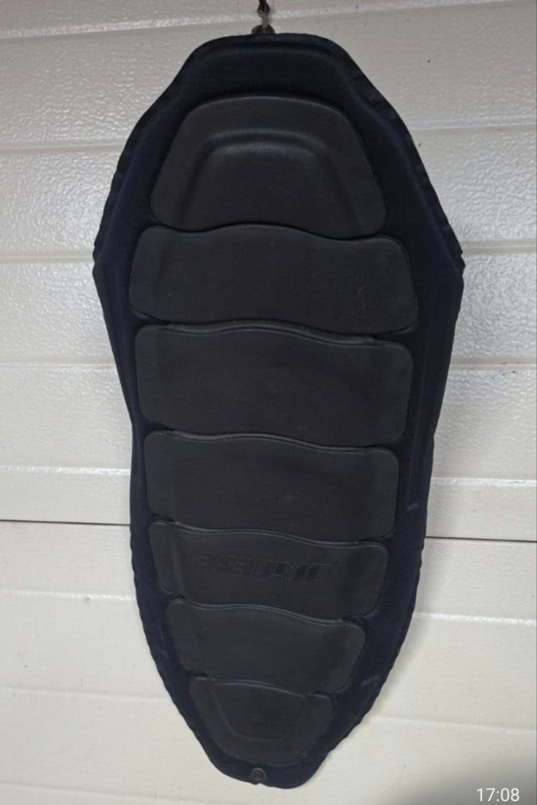 Dainese Rugprotector Motor, Ophalen
