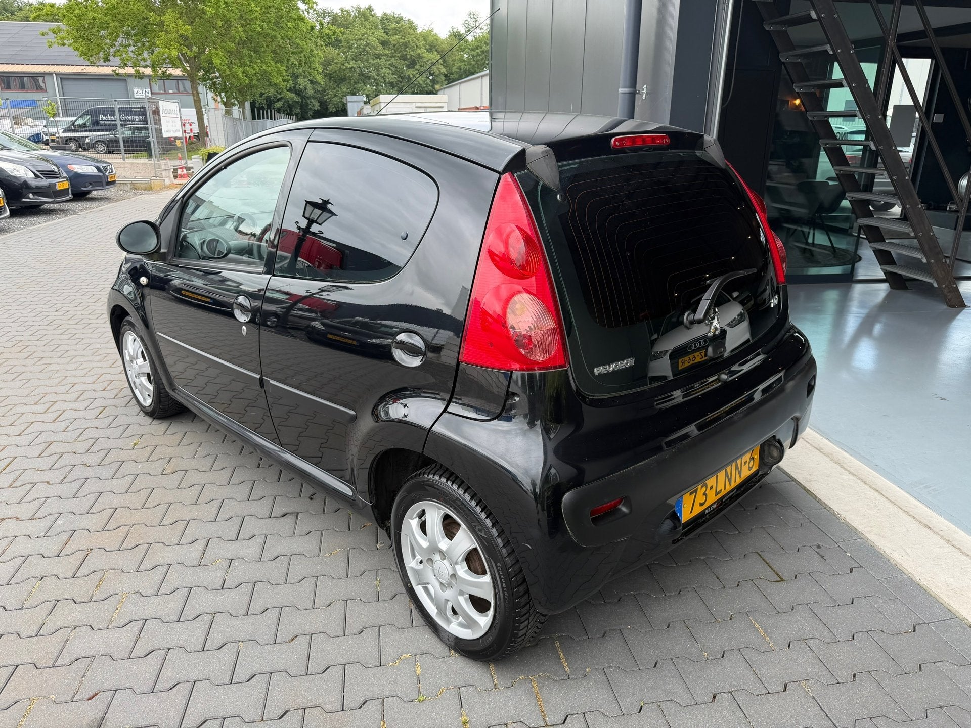 Peugeot 107 1.0-12V XS, Voorwielaandrijving, Stof, Gebruikt, Zwart