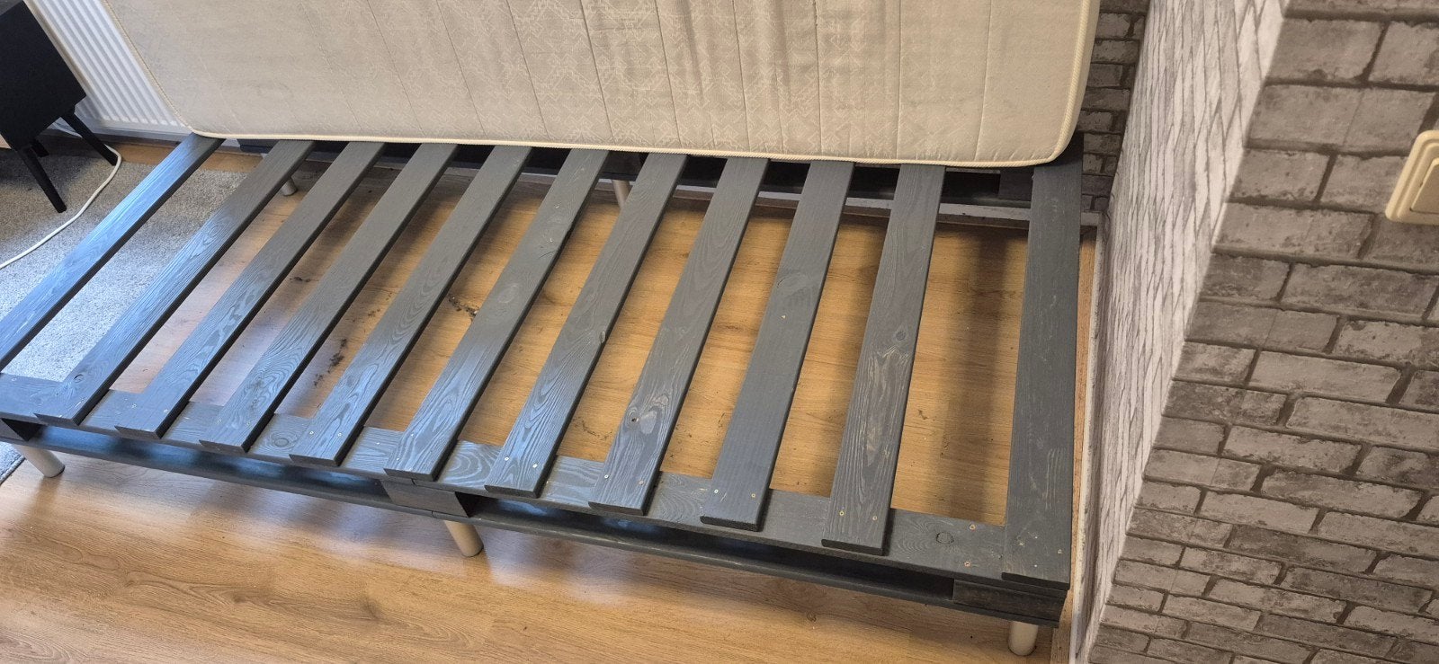Palletbed 200x100 cm met matras - Gratis af te halen, Huis en Inrichting, Ophalen, Eenpersoons, 200 cm, Hout