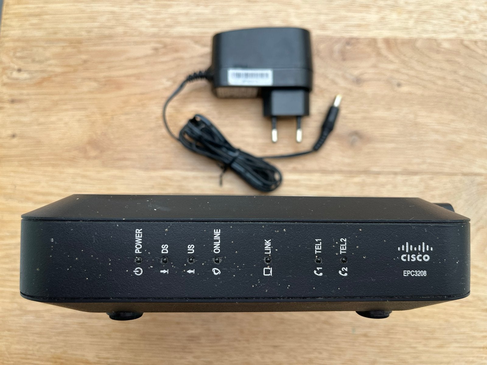 Cisco EPC3208 Kabelmodem met Adapter, Ophalen of Verzenden, Gebruikt, Router met modem