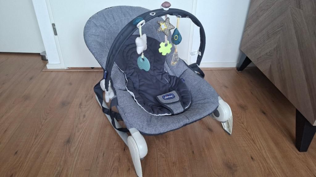 Chicco Wipstoel met Speelboog - Zo goed als nieuw, Ophalen