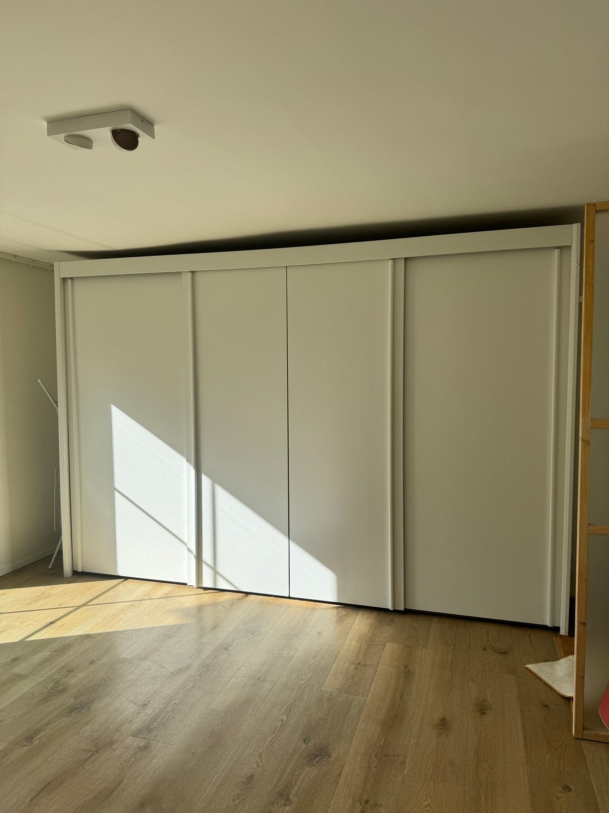 Witte kledingkast met schuifdeuren 350 cm, Gebruikt, 200 cm of meer, 150 tot 200 cm, Ophalen of Verzenden