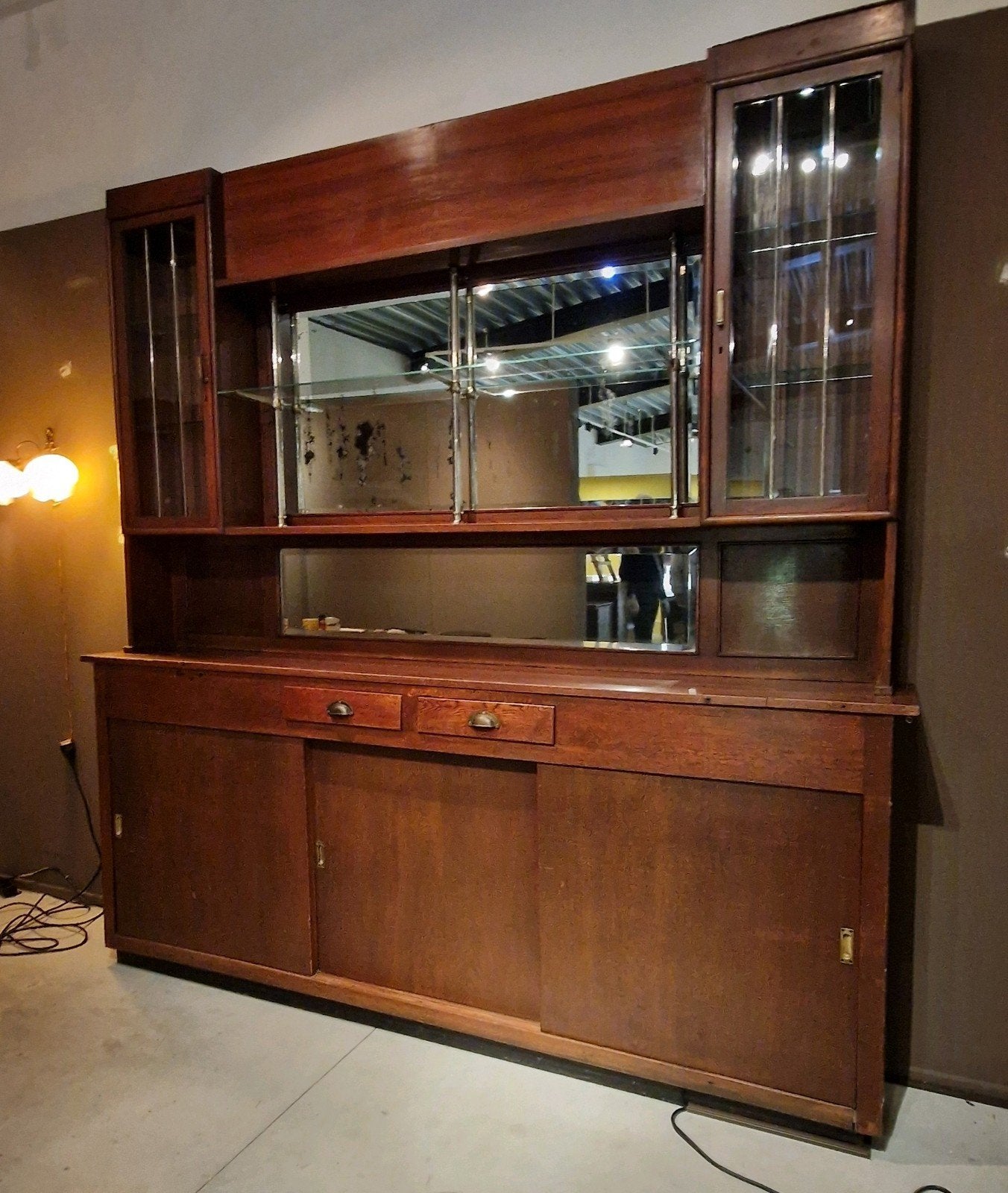Prachtige grote antieke buffetkast spiegels glas drankenkast, Gebruikt, 200 cm of meer, Met lade(s), Glas