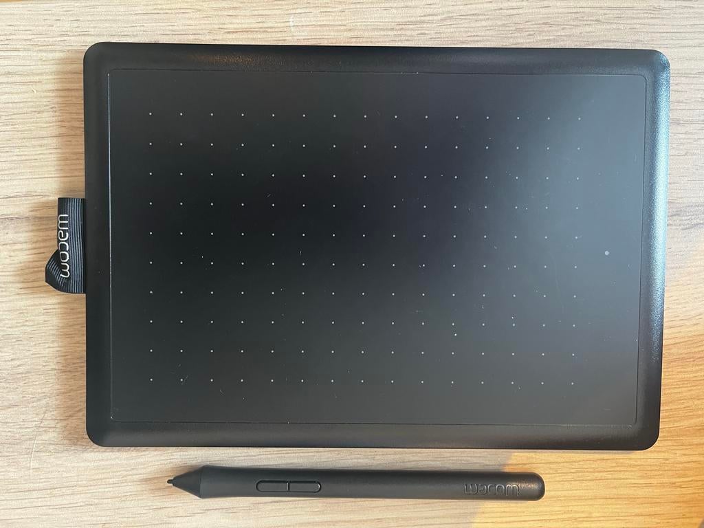 One by Wacom tekentablet - Zo goed als nieuw, Computers en Software, Tekentablets, Ophalen of Verzenden, Zo goed als nieuw