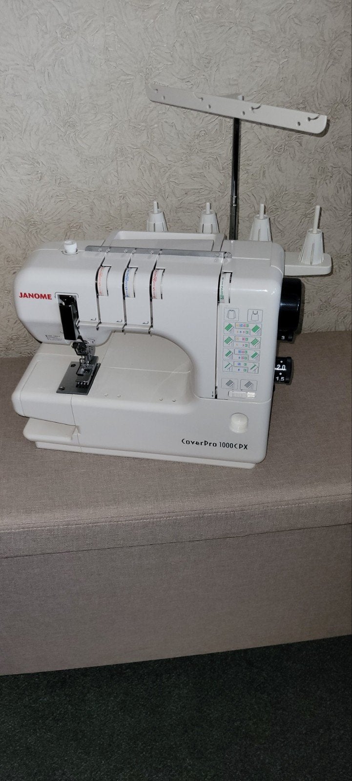 Janome CoverPro 1000CPX plus accessoires, Ophalen, Zo goed als nieuw, Lockmachine, Overige merken