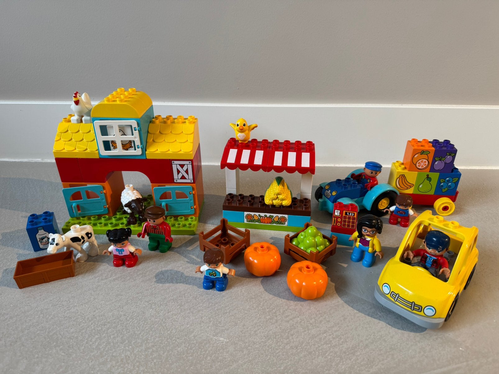 LEGO DUPLO Boerderij + Boerenmarkt + Tractor, Kinderen en Baby's, Speelgoed | Duplo en Lego, Ophalen, Zo goed als nieuw, Duplo