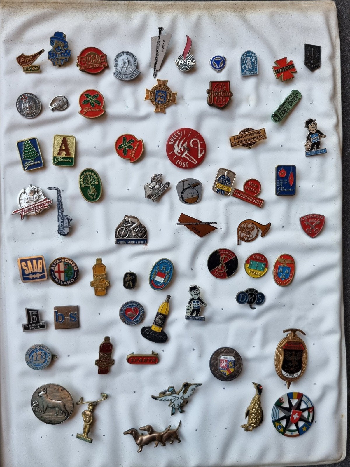 Grote collectie vintage speldjes en buttons, Ophalen of Verzenden