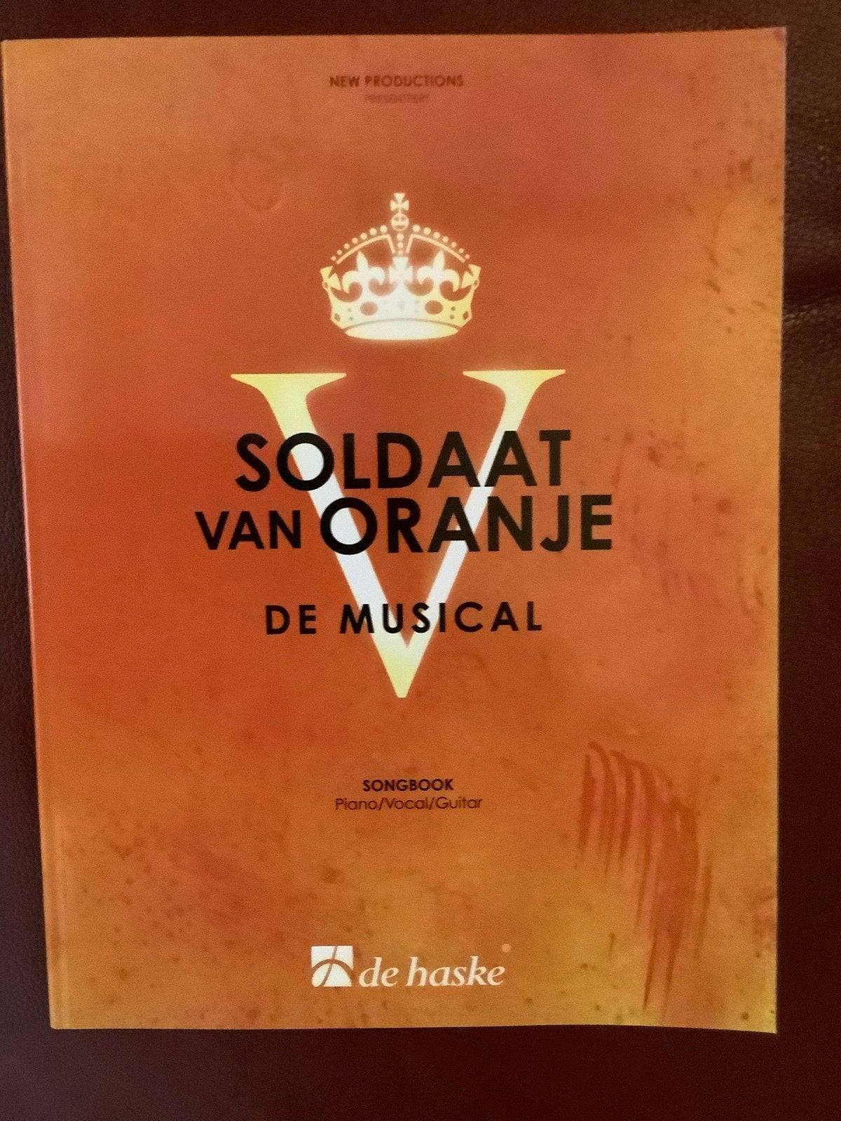 Soldaat van Oranje De Musical Songbook Piano/Vocal/Guitar, Gitaar, Verzenden, Zo goed als nieuw, Thema